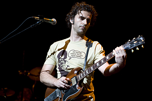 MusicPlayers.com: Features > Guitars > Dweezil Zappa