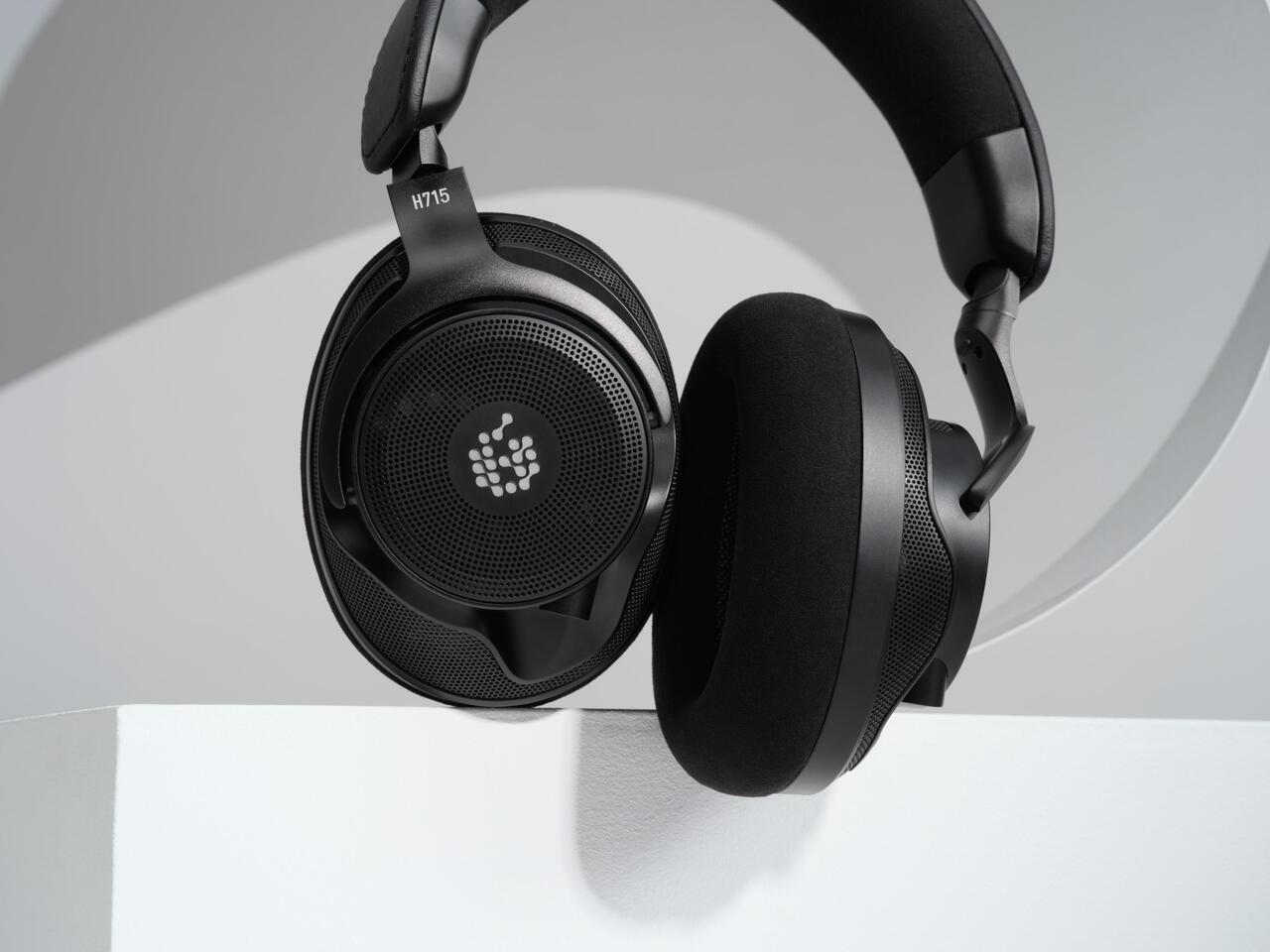 ADAM Audio announces flagship H715 Reference headphones with Sonnox ...